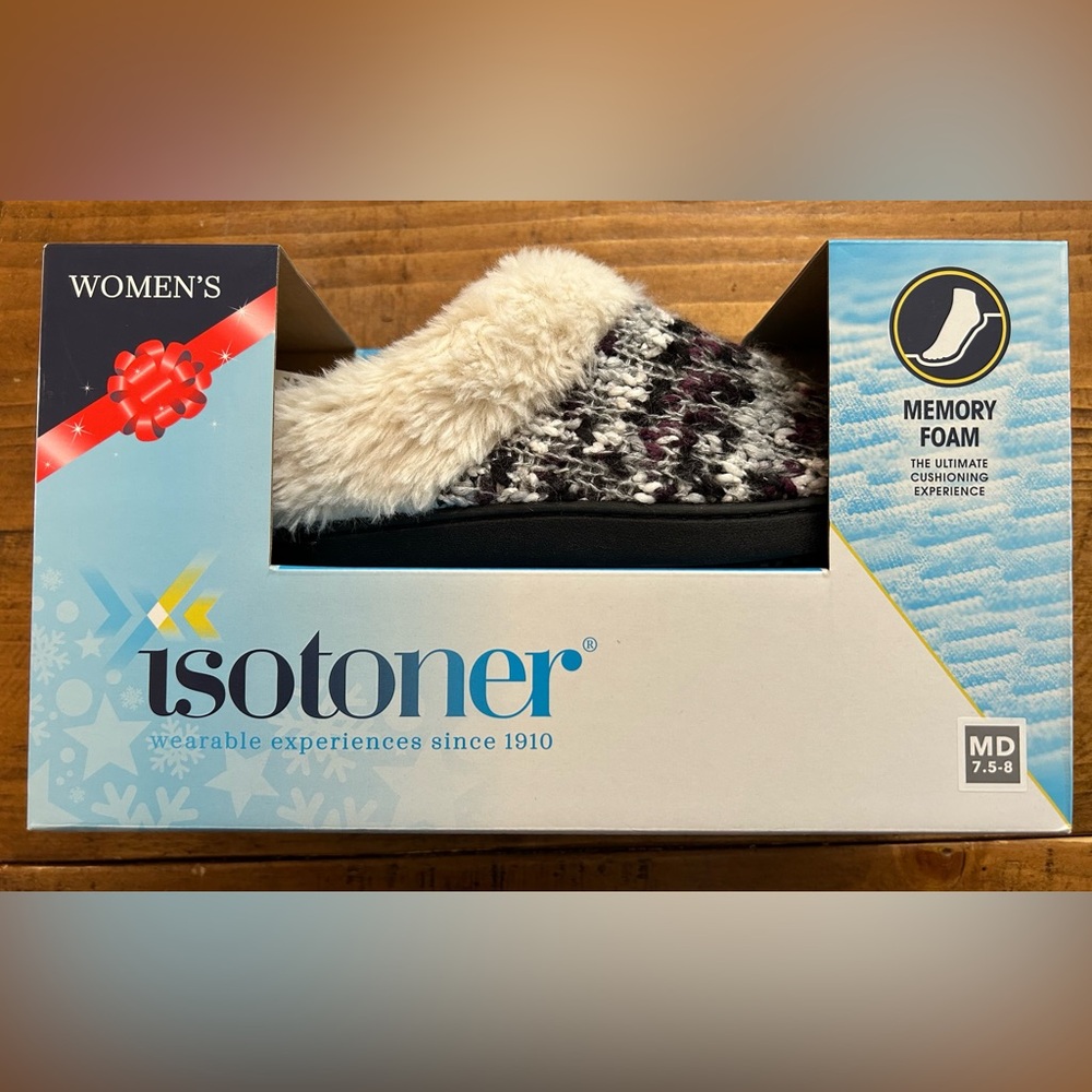 Isotoner Women's Memory Foam Slippers NWOT Size: 7.5-8